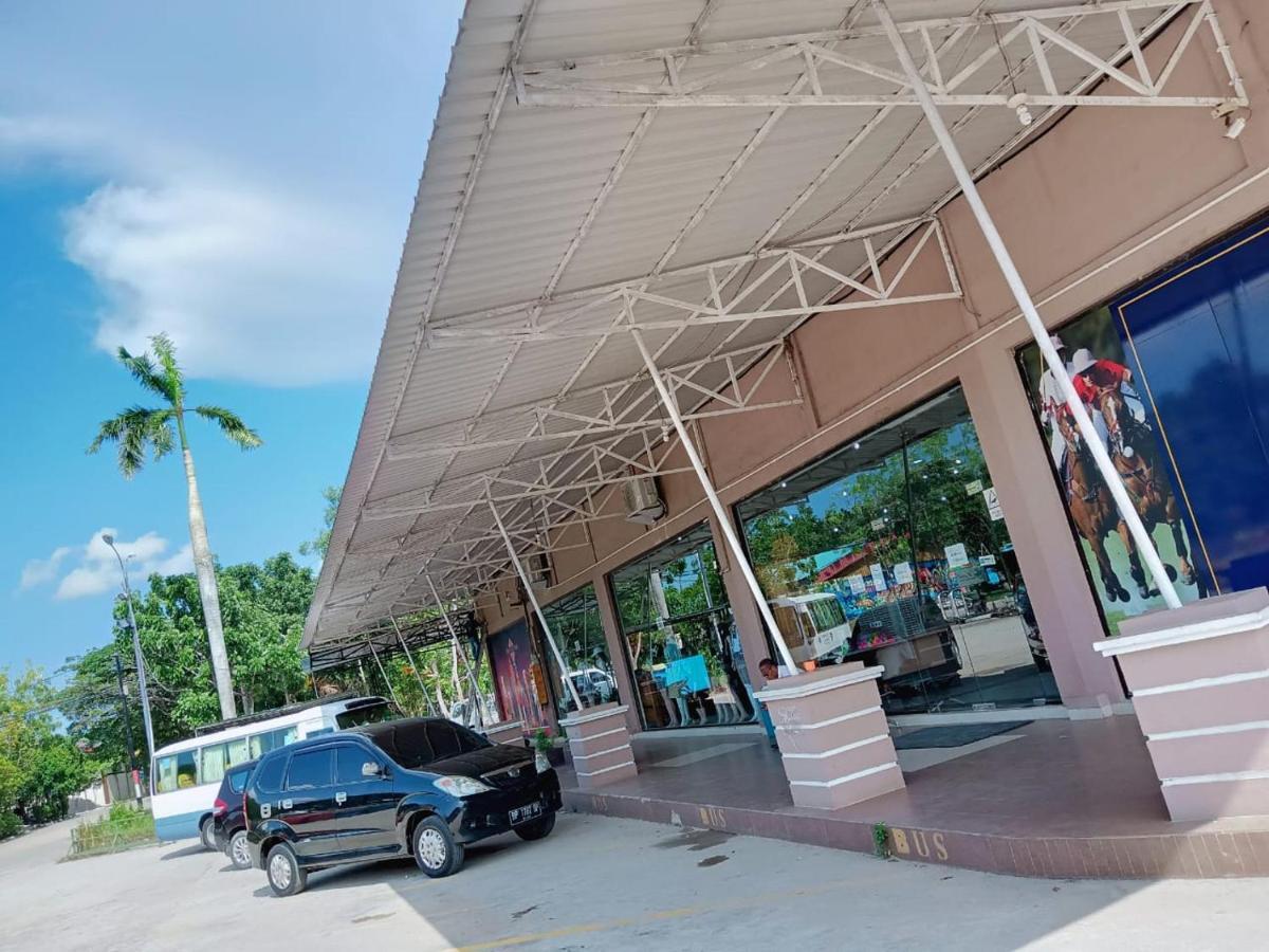 SleepRest @ Golden Prima Hotel Batam Exterior foto